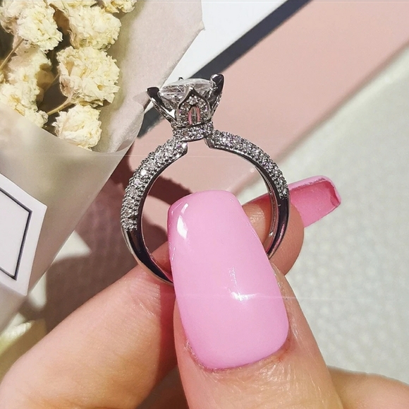 FINAL SALE Amazing .925 Sterling Silver White Sapphire Engagement Ring - Picture 2 of 7